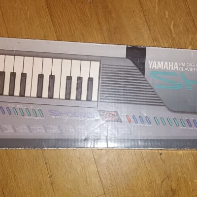 Yamaha SHS Keytar 1987 - grey image 3