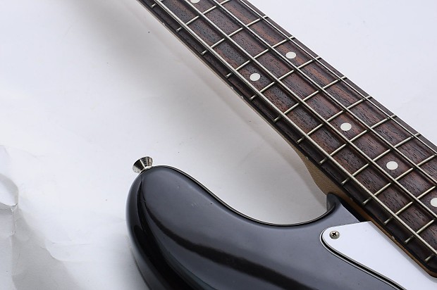 Excellent FENDER JAZZ BASS JD Serial Bass Guitar Ref No 361