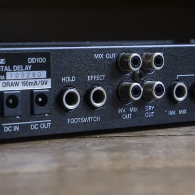 Ibanez DD100 Vintage 12 bit Digital delay Reverb