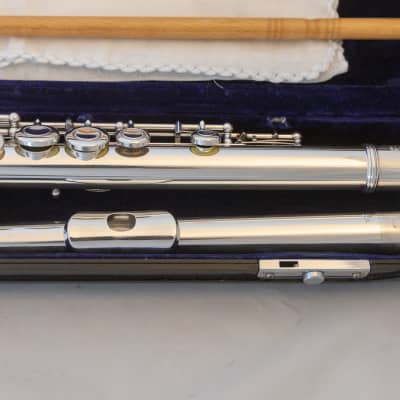 Yamaha YFL-32 Intermediate Flute Sterling Silver Headjoint *Made in Japan*Cleaned & Serviced *New Pads image 2
