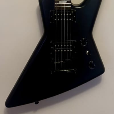 エピフォン Explorer GT Worn Black Epiphone Epiphone Explorer GT Worn Black | Reverb