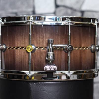 Hendrix Drums 14x7 in. Gloss Walnut Burst Stave Snare w/deco inlay image 3