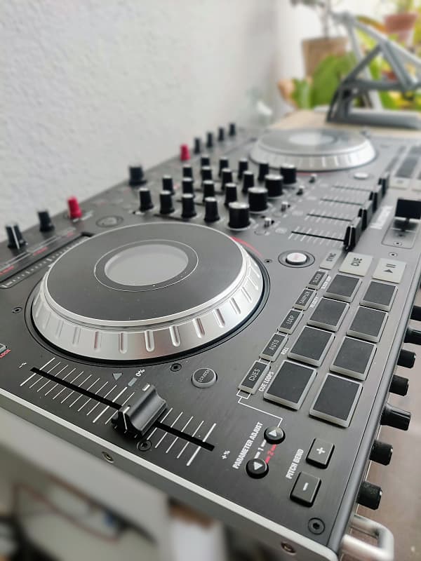 Numark NS6II 4-Channel DJ Controller – Mint Condition + Serato Pro License image 1