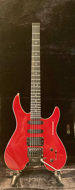 1991 Steinberger USA GM4T TransTrem Guitar White - YouTube