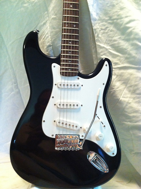 Lotus Strat 80 s Black Price Lowered