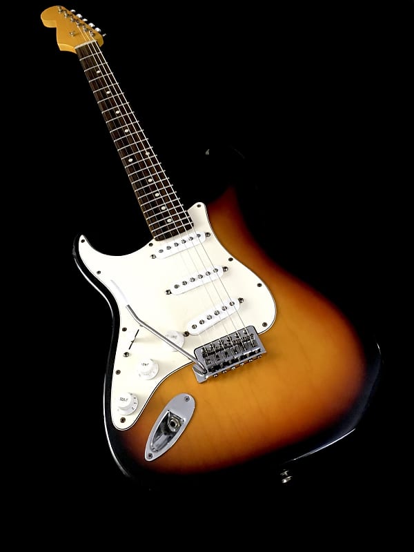 LEFTY! Custom Relic ST62 Fender Stratocastder Body Amber  Nitro Lacquer Neck Sunburst Stratocaster Aged Guitar 7.8 lb image 1