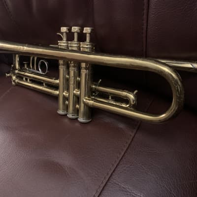 King Liberty No. 2 Bb, A trumpet (1950) SN 301612 image 12