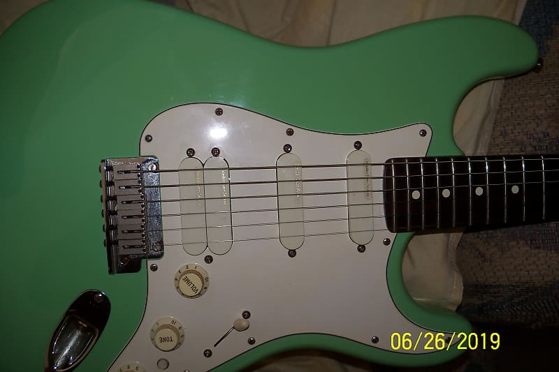 Fender Jeff Beck Signature 1993-1994 - Surf Green image 1