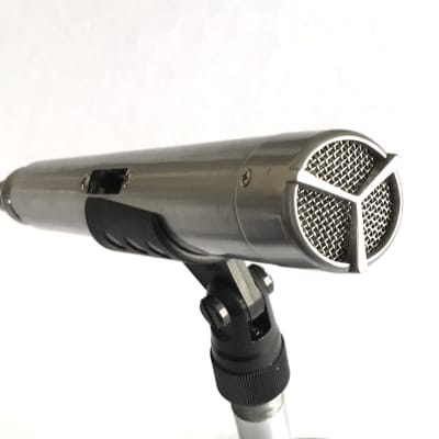Vintage 1960’s Calrad DM-8B Chrome HiZ Dynamic Microphone with Clip and Case- Works Great! image 2