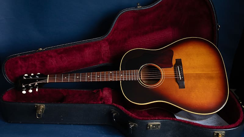 【希少価値あり】Gibson CS J-45 Carlos PU Gibson CS J-45 Carlos PU equipped Eleaco Acoustic Guitar