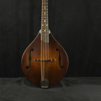 Eastman MD505CC/n A-Style F-Hole Contoured Comfort Mandolin Vintage Nitro image 2