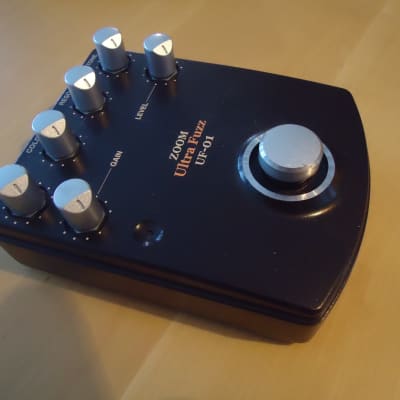 Zoom Ultra Fuzz UF-01 | Reverb