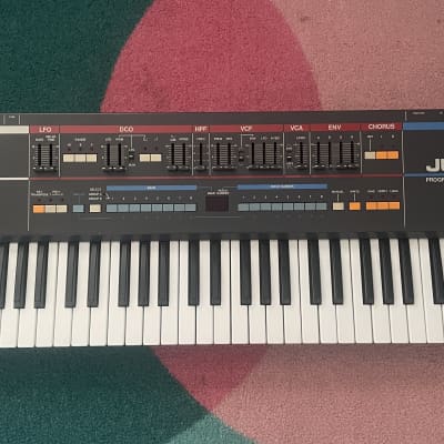Roland Juno-106 61-Key Programmable Polyphonic Synthesizer 1984 - 1985 - Black