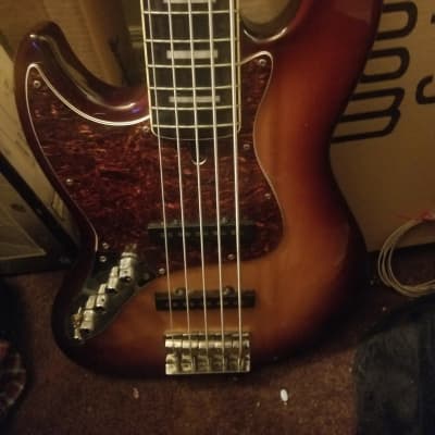 Sire Left-Handed Sire V7 1st Gen 5 String 2016 - Tobacco Sunburst image 6