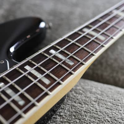 Fender American Deluxe Jazz Bass with Rosewood Fretboard 2012 - 3-Color Sunburst image 19