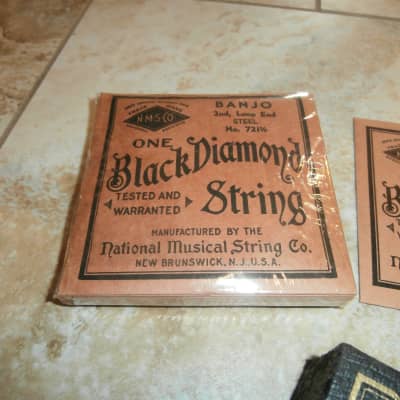Vintage 1940's/1950's Black Diamond Banjo 2nd String Box w/ Strings, Packets! image 2