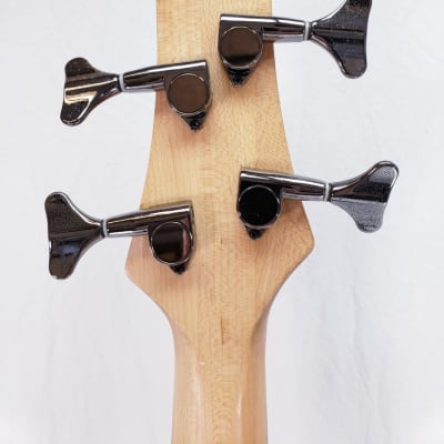 Ibanez Soundgear SR400 4-String Electric Bass Guitar - Black image 4
