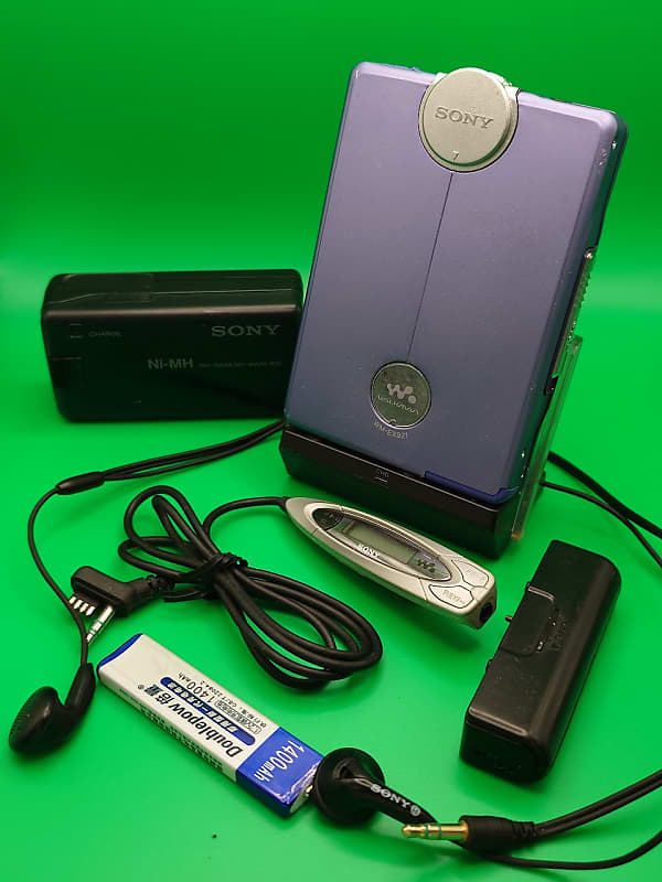 Rare Purple Sony WM-EX921 Walkman Portable Cassette Player