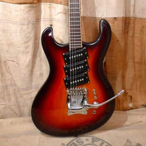Mosrite V III 1984 Sunburst image 2
