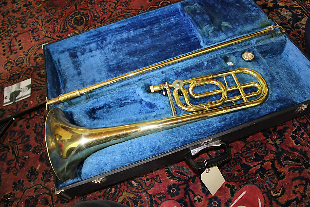 Yamaha ybl 322 discount