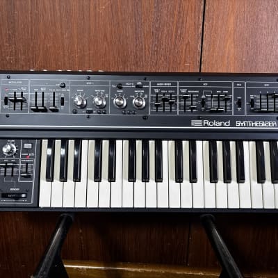 Roland SH-2 vintage analog synthesizer Perfect Working w/ gig bag