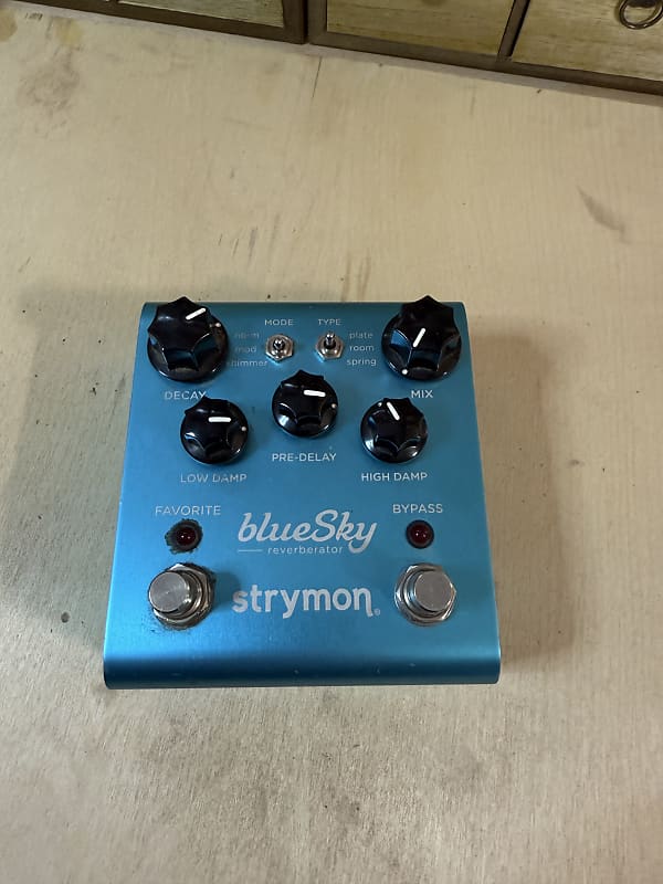 Strymon Blue Sky Reverberator V1 | Reverb Canada