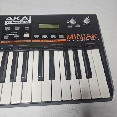 Akai Miniak Virtual Analog Synthesizer and Vocoder image 4