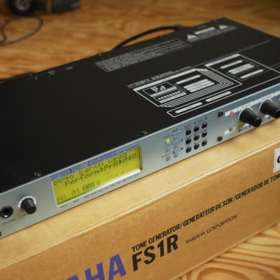 Yamaha FS1R FM Tone Generator - like new, with box and manuals