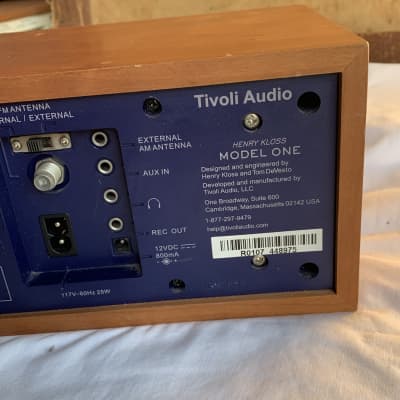 Tivoli Audio Henry Kloss Model One AM/FM Radio Walnut / Blue