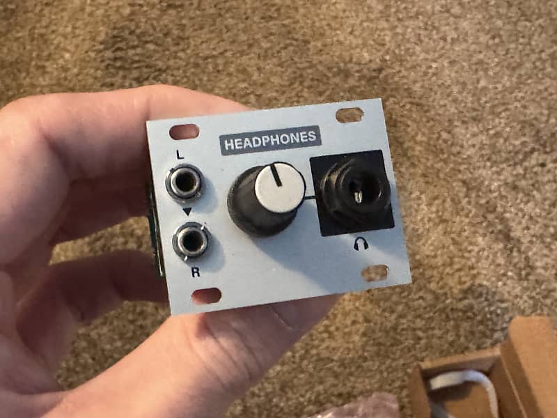 Intellijel Headphone 1U