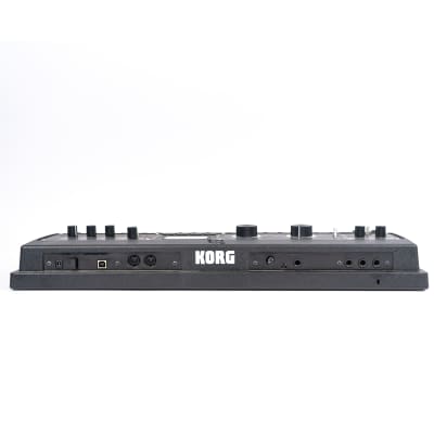 Korg microKORG XL+ 37-Key Keyboard / Synthesizer with Vocoder with Power Supply image 9