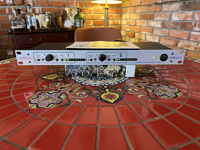 Sebatron Cygnus X2 dual channel discrete class a mic preamp Reverb