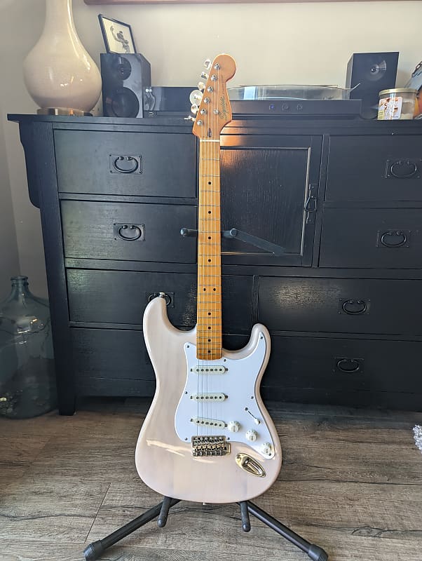 Squier Classic Vibe Stratocaster 2022 - 50's Blonde brand new | Reverb