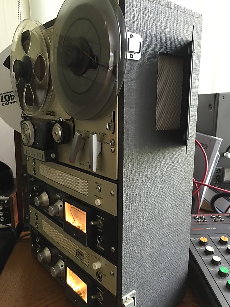 roberts 770 reel to reel tape recorder 1965, apparently an …