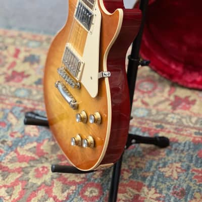 Gibson  Les Paul Standard 60s Unburst - 2022 image 5
