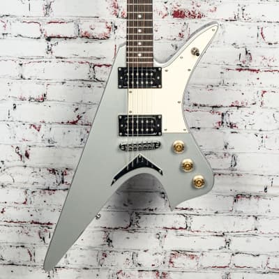 Carlino Icarus Electric Guitar, Silver w/ Original Case x0050 (USED) for sale