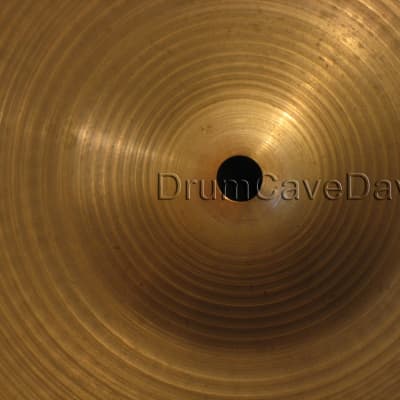 14" ZILDJIAN QUICK BEAT HI HAT CYMBALS, VINTAGE late 1970s HOLLOW LOGO, 1128 & 1202 grams image 5