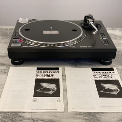 Technics DJ Set SL-1300MK3D SL-1300MK5G SH-MZ1200 SL-DZ1200 Technics DJ Set SL-1300MK3D SL-1300MK5G SH-MZ1200 SL-DZ1200