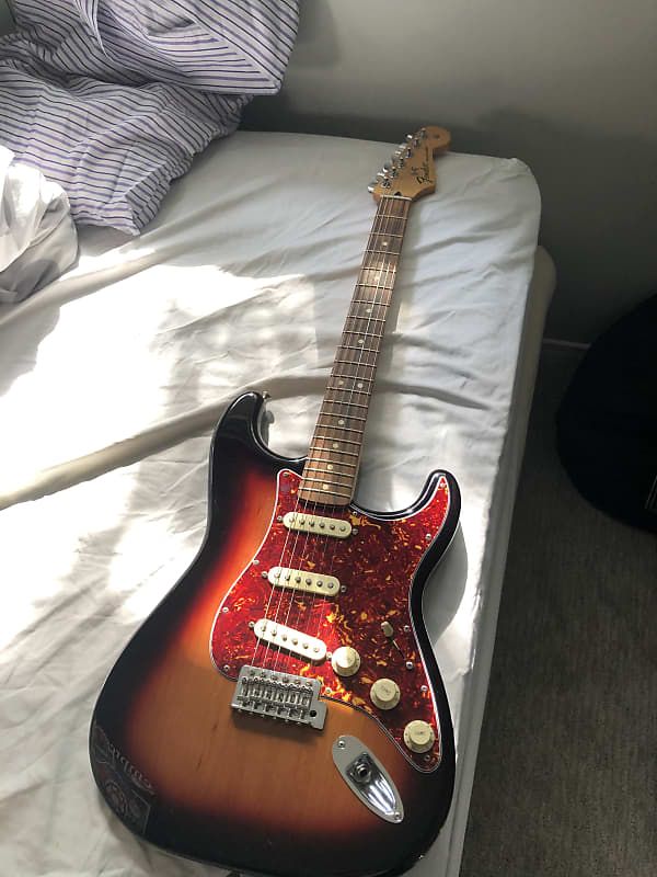 Fender MIM Standard Stratocaster Sunburst | Reverb