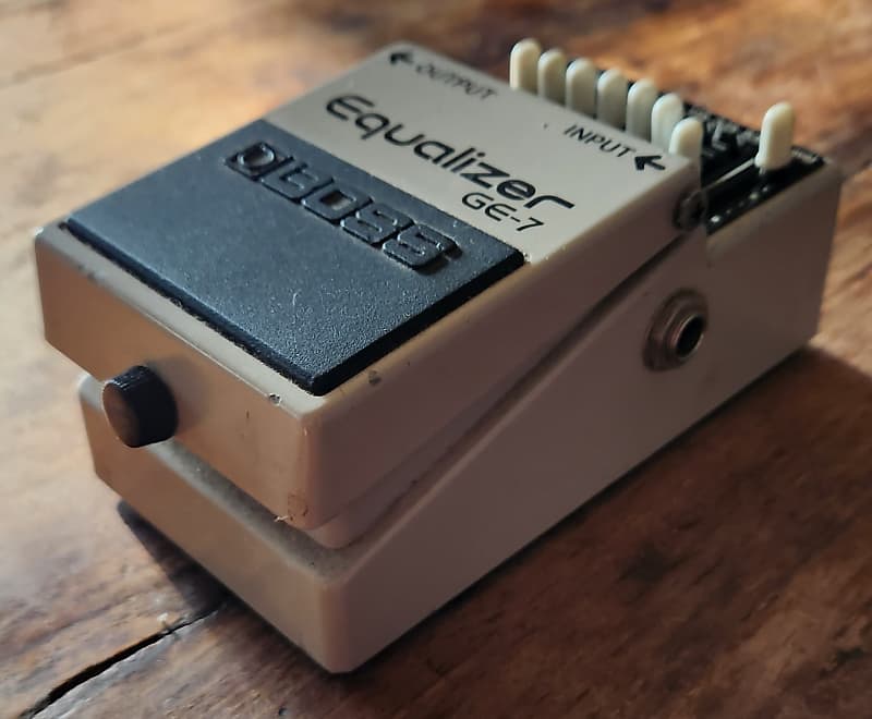 ギター BOSS GE-7 BOSS GE-7ギター用イコライザーのレビュー！