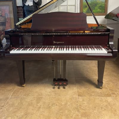 Baby grand piano Berman, model TG -150,  5’ image 2