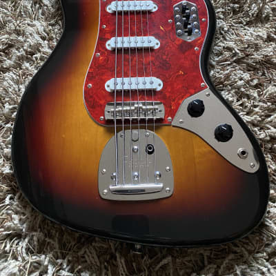 Rare Fender VI six string Bass/Baritone 1995 Sunburst 62