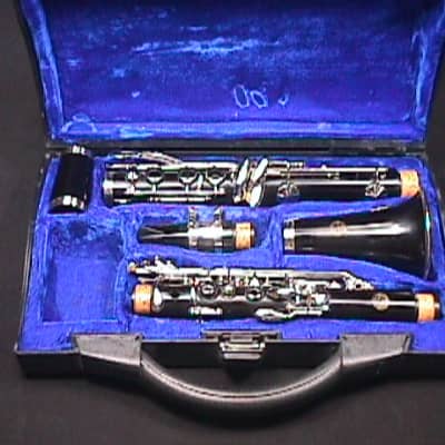 A Xinghai Brand Bb Clarinet  in it's Original Case & Ready to Play   5 C image 1