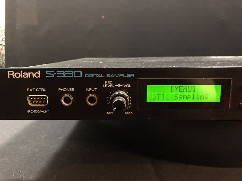 1987 • Roland S-330 Digital Sampler 12 bit Lo-fi 15 - 30 kHz