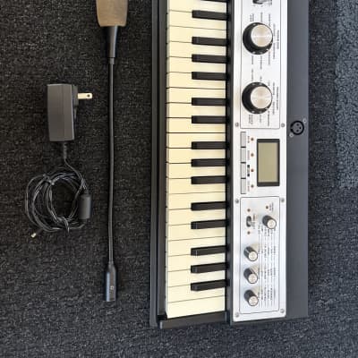 Korg MicroKorg XL 37-Key Synthesizer/Vocoder | Reverb