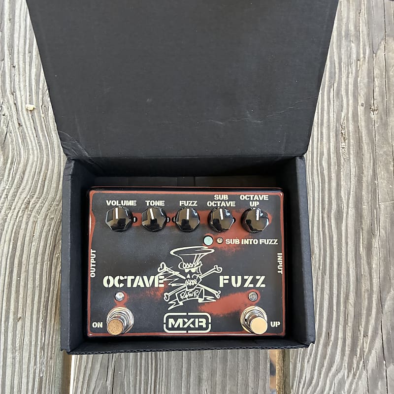 MXR SF01 Slash Octave Fuzz