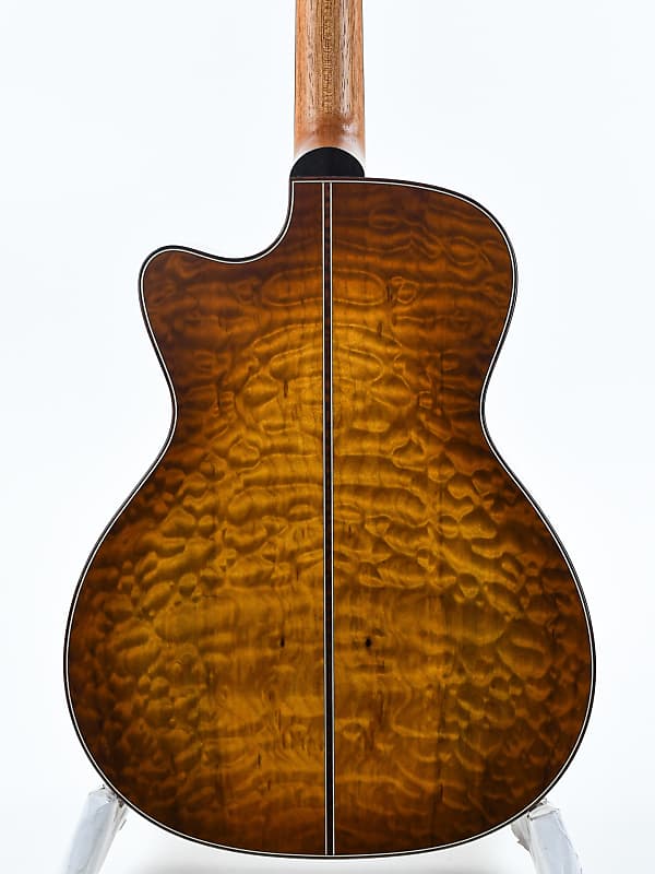 Lakewood M50 Custom Quilted Maple