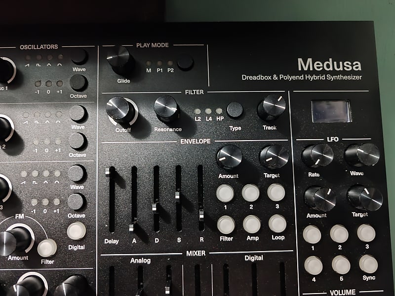 Polyend Dreadbox Medusa - Hybrid Synthesizer Limited image 1