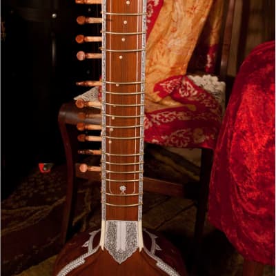 Banjira STRSN-L | Standard Sitar with Padded Gig Bag, Light Brown. New with Full Warranty! image 11