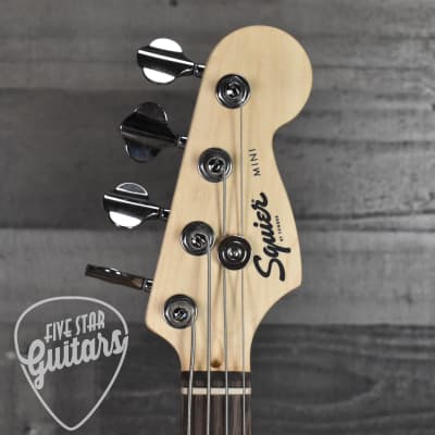 Squier Mini P Bass - Dakota Red image 4